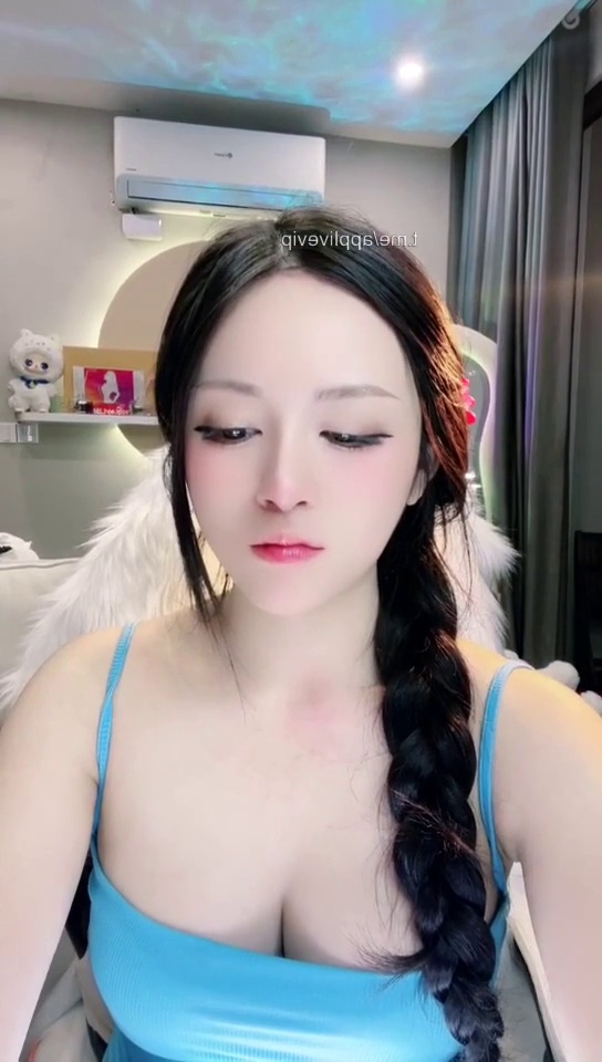 Quynmijv YYlive 11/10/2025