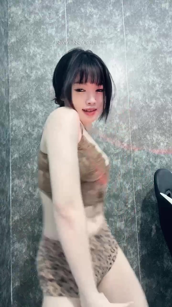 LLinh98 YYLive 25/04/2026