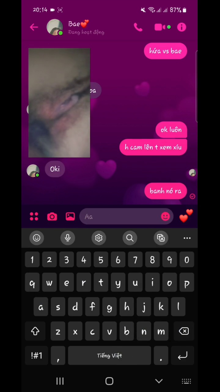 Các cháu tuổi teen video call show hàng tự sướng với nhau