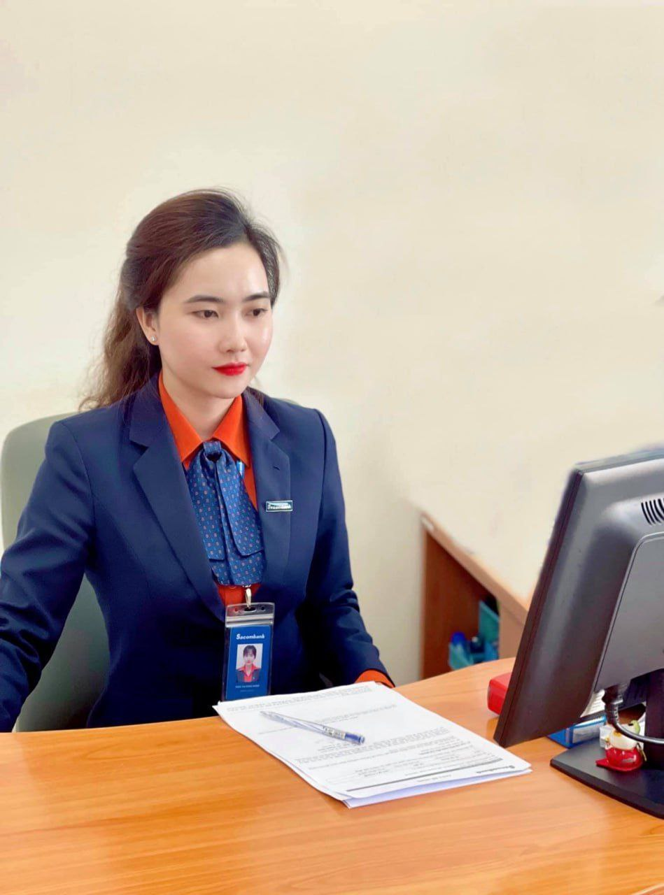 Full clip 13 phút cực HOT của em nhân viên Sacombank