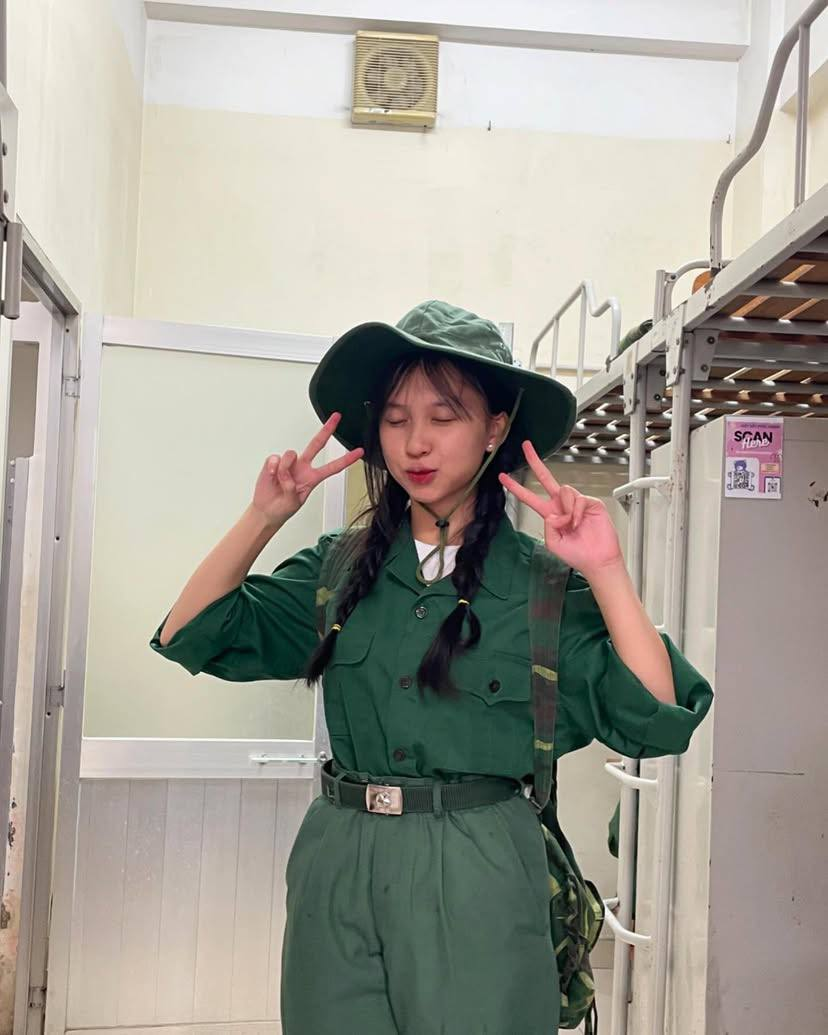 Khánh An lộ clip bị chịch ở trường NVQS