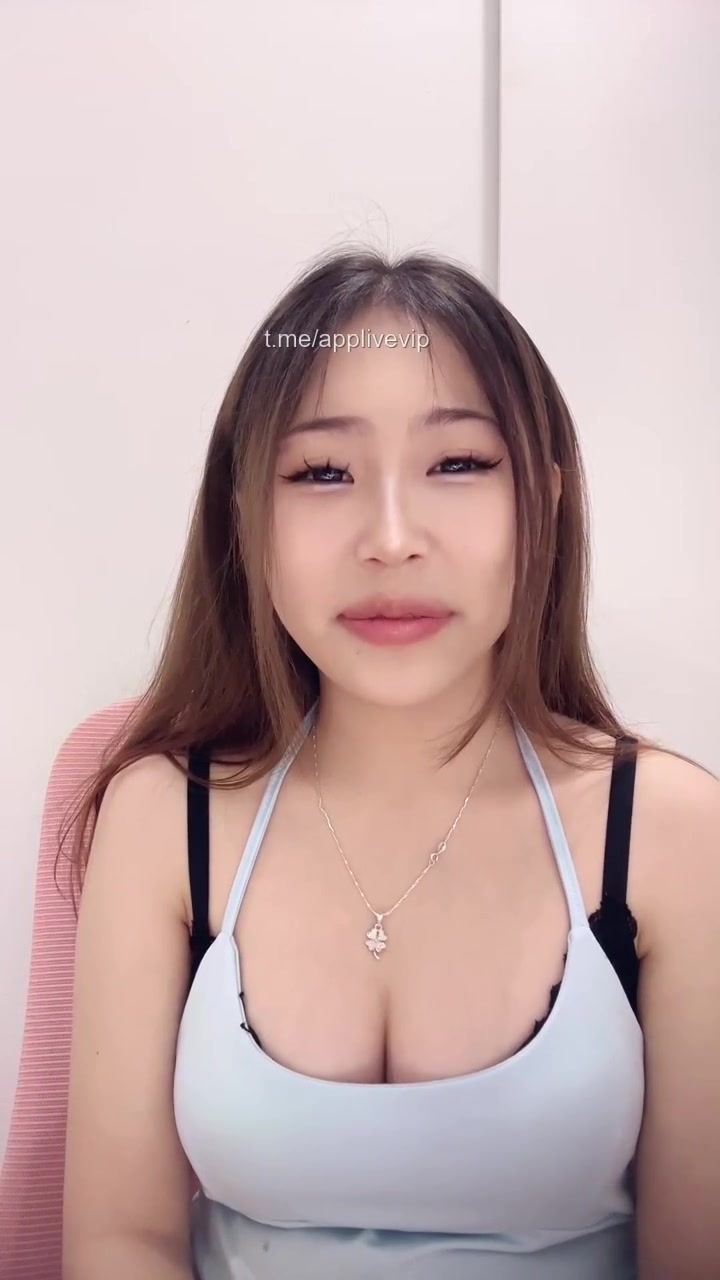 Nay chỉ cho ngắm bưởi thôi vì đang tới tháng