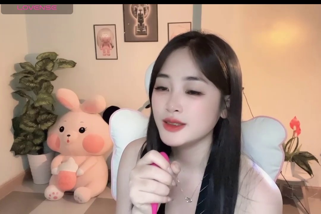 Ái Mỹ Stripchat 24/11/2025