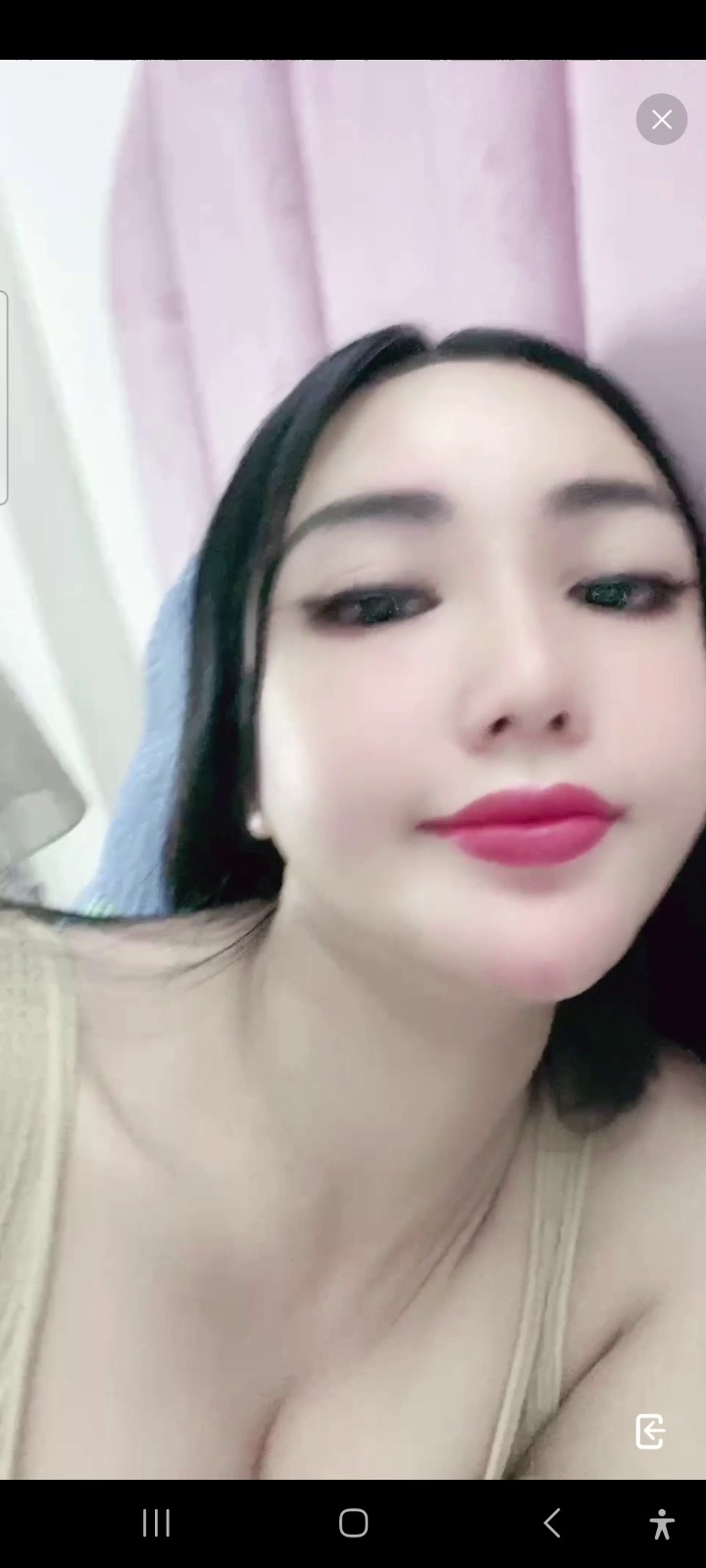 Clip cực bén của em gái dâm