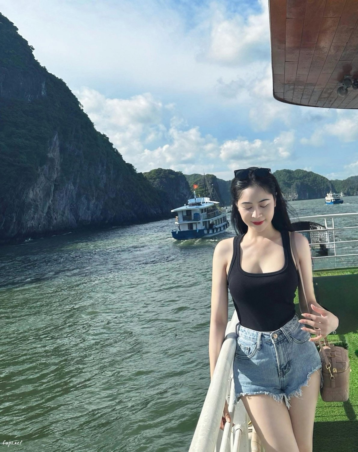 Ngọc Quỳnh Phú Thọ bị ông chú độ bi chọc nát hàng