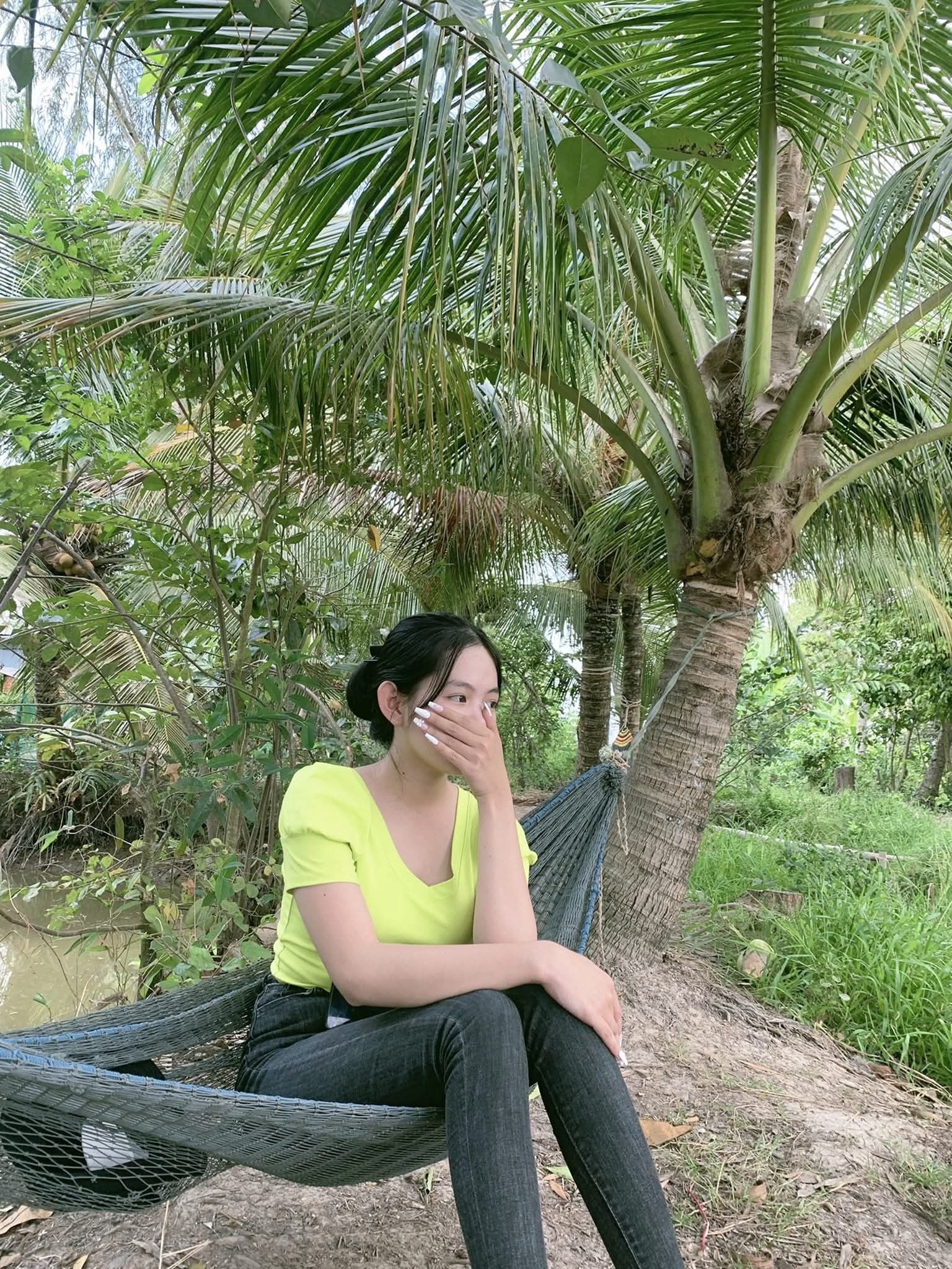 Gái miền Tây 2k7 mới tròn 18+